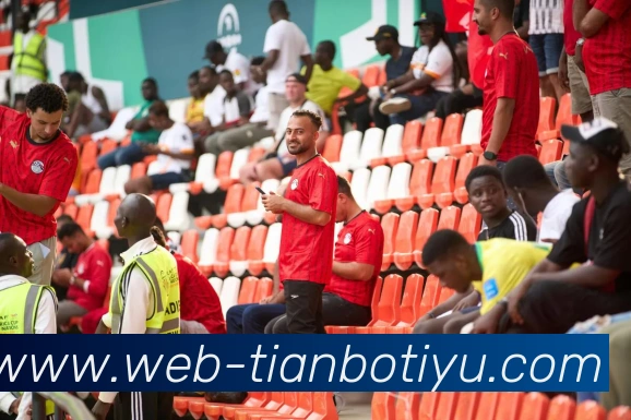 庞峥麟力压胡明轩与郭艾伦成功入选南区全明星首发阵容