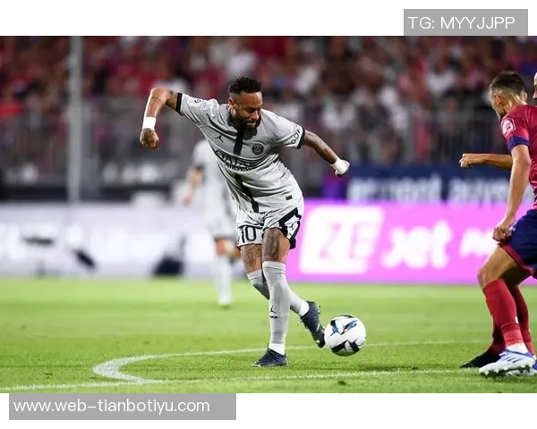 内马尔精彩低射破门狂欢庆祝引全场沸腾展现绝佳状态